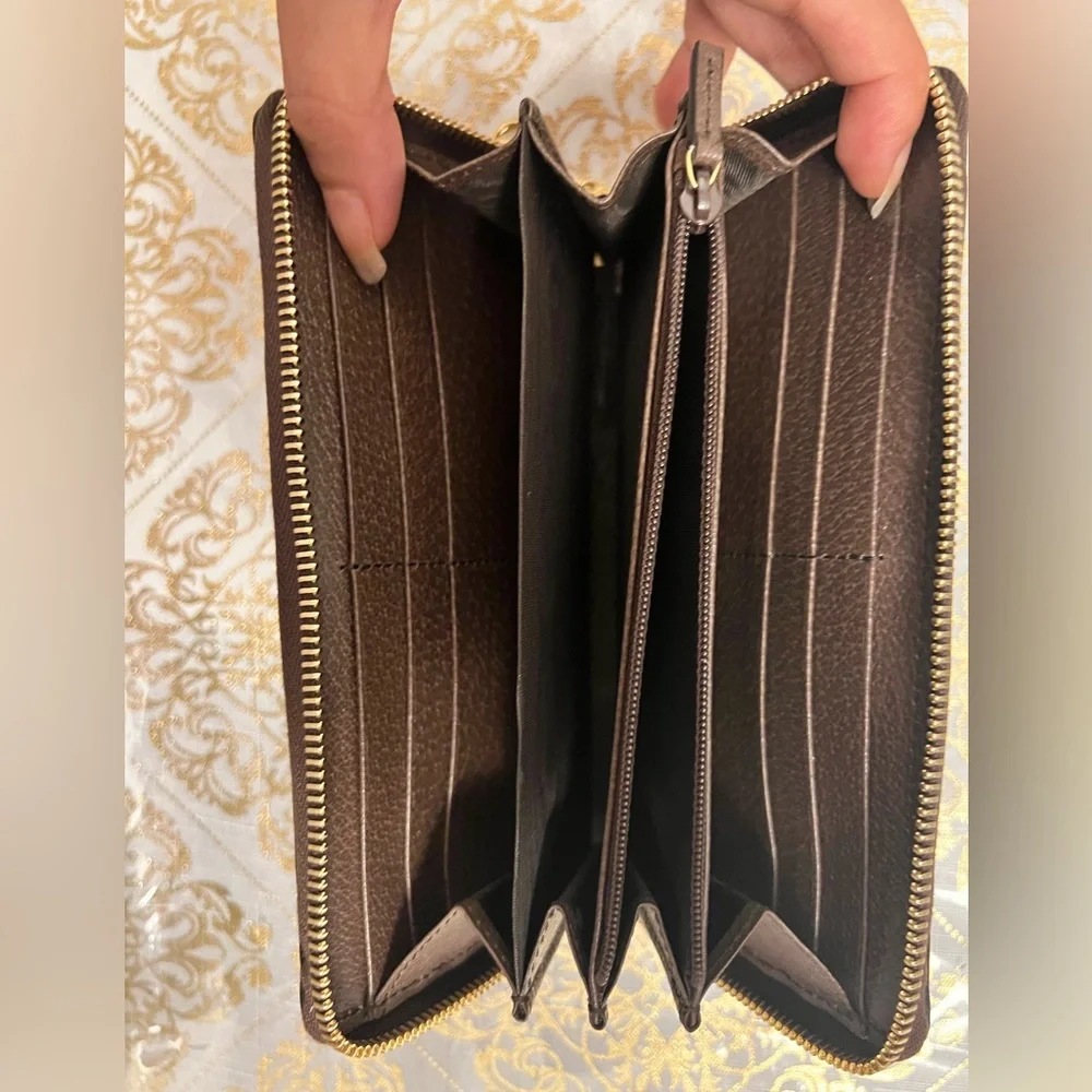 Ophidia … zip around wallet - Picture 5 of 7